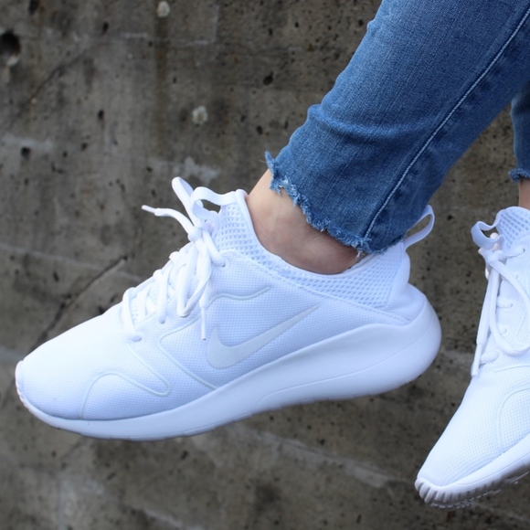 nike kaishi mens white